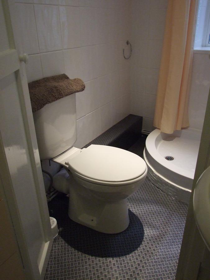 Holyhead Lodge Buitenkant foto